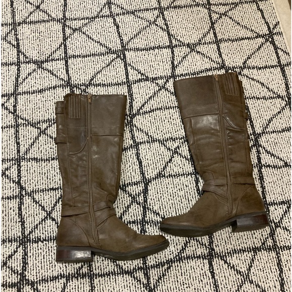 Guess boots size 8.5 - Picture 4 of 9